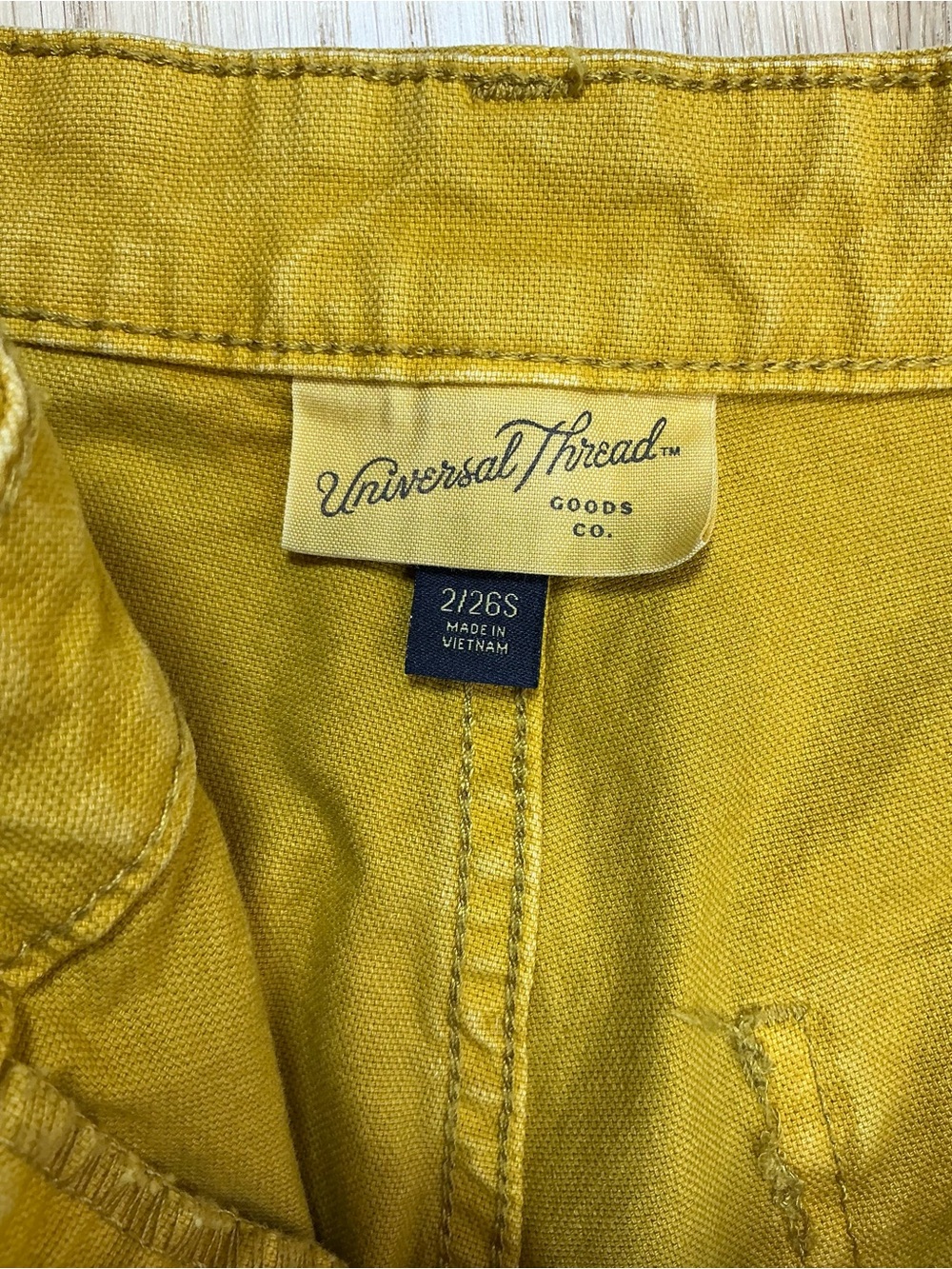 Universal Thread Wide Leg Capri Denim Pants Mustard Yellow Womens Size 2/26 - Picture 4 of 11